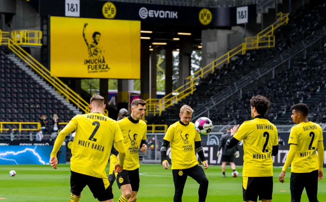 مانشستر سيتي ضد ريال مدريدمواجهة أسطورية بين عمالقة الكرة الأوروبية