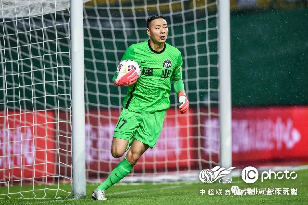 لاعب الأهلي الجديد البرازيليإضافة قوية لفريق القلعة الحمراء